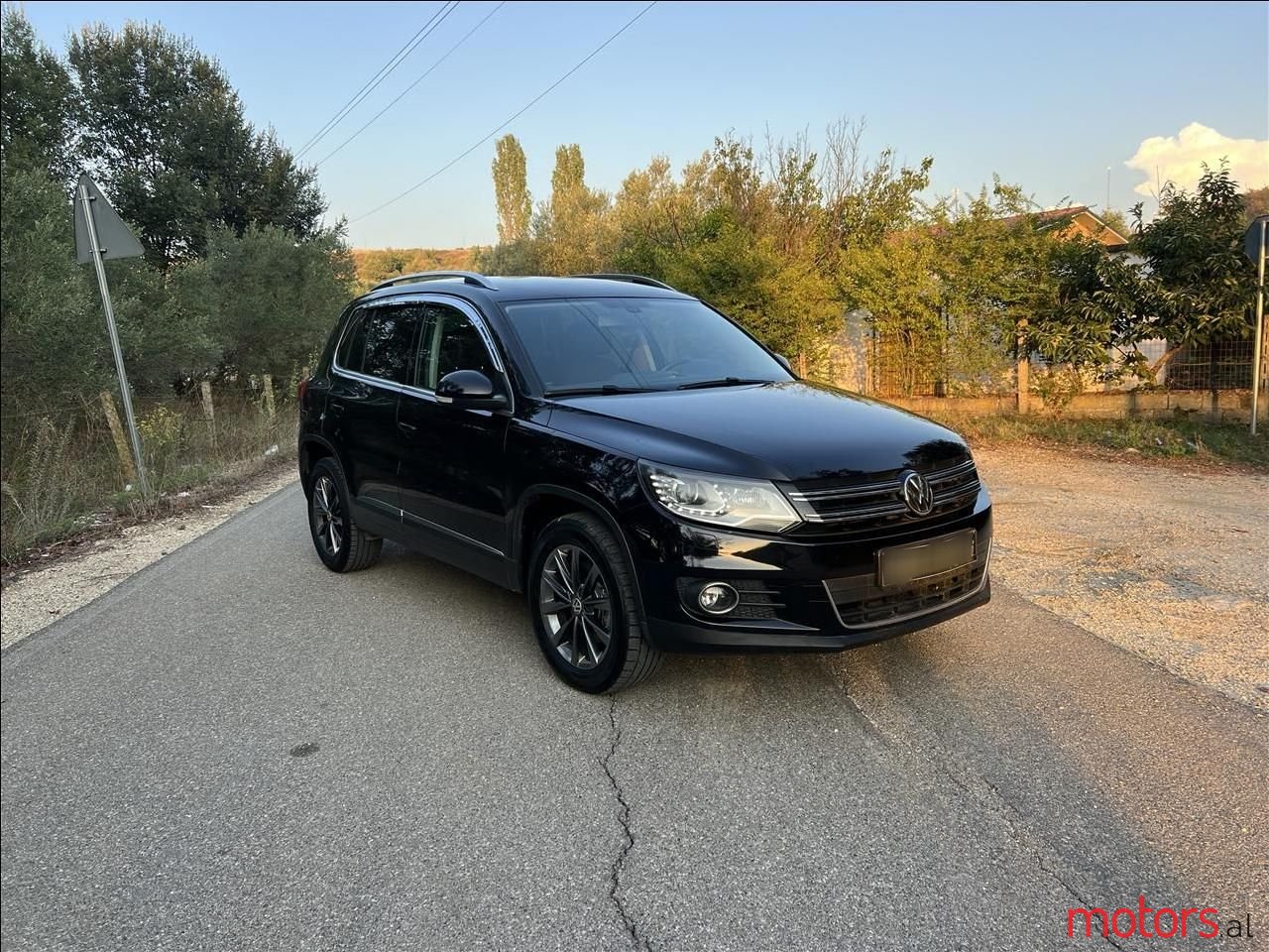 2014' Volkswagen Tiguan photo #6