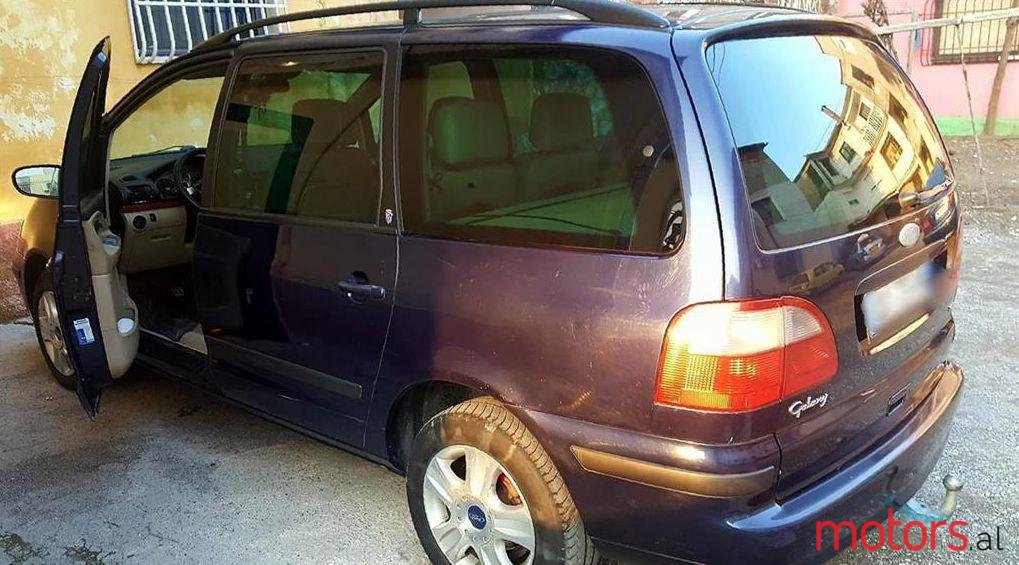 2001' Ford Galaxy photo #1