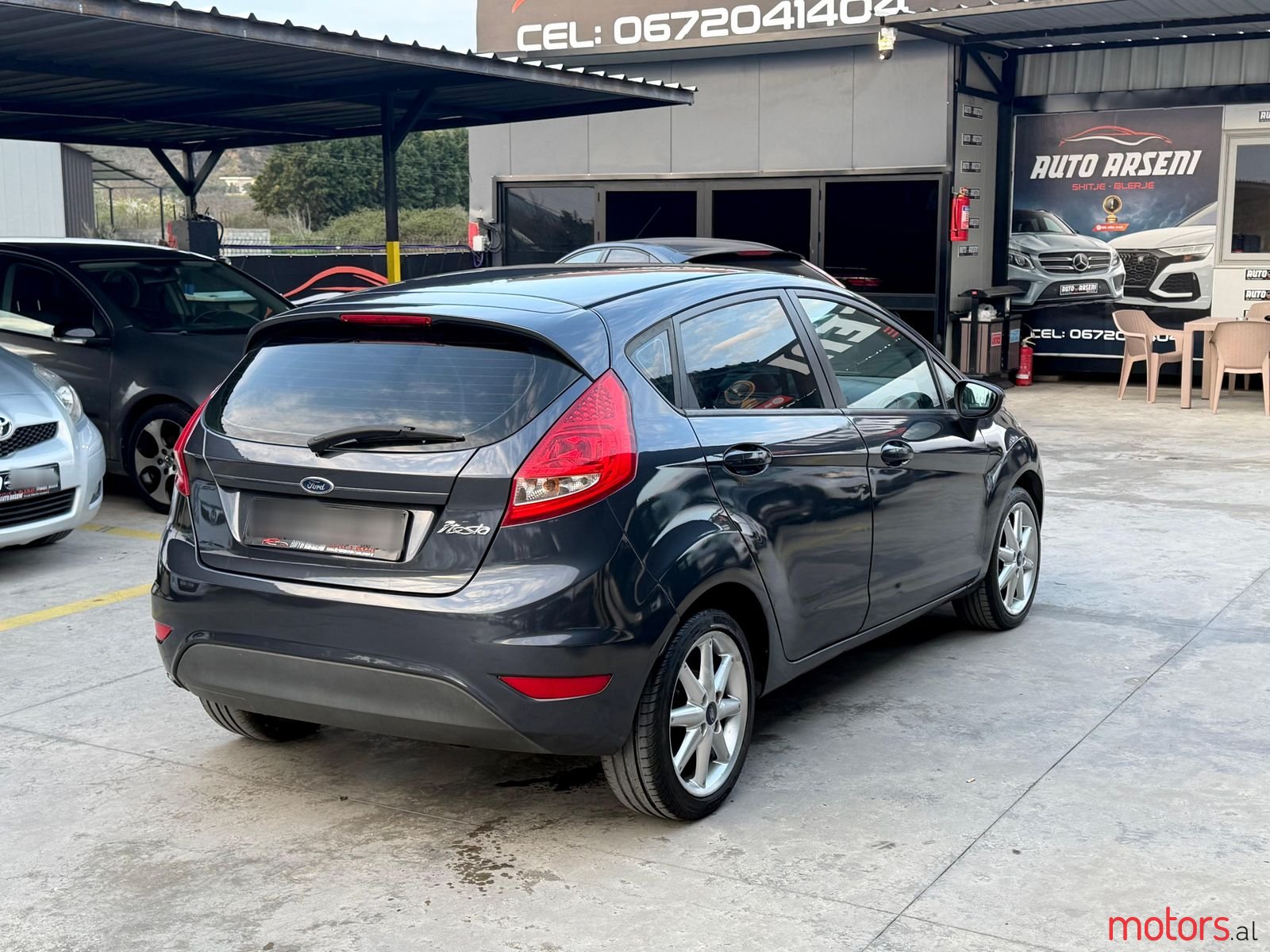 2010' Ford Fiesta photo #6