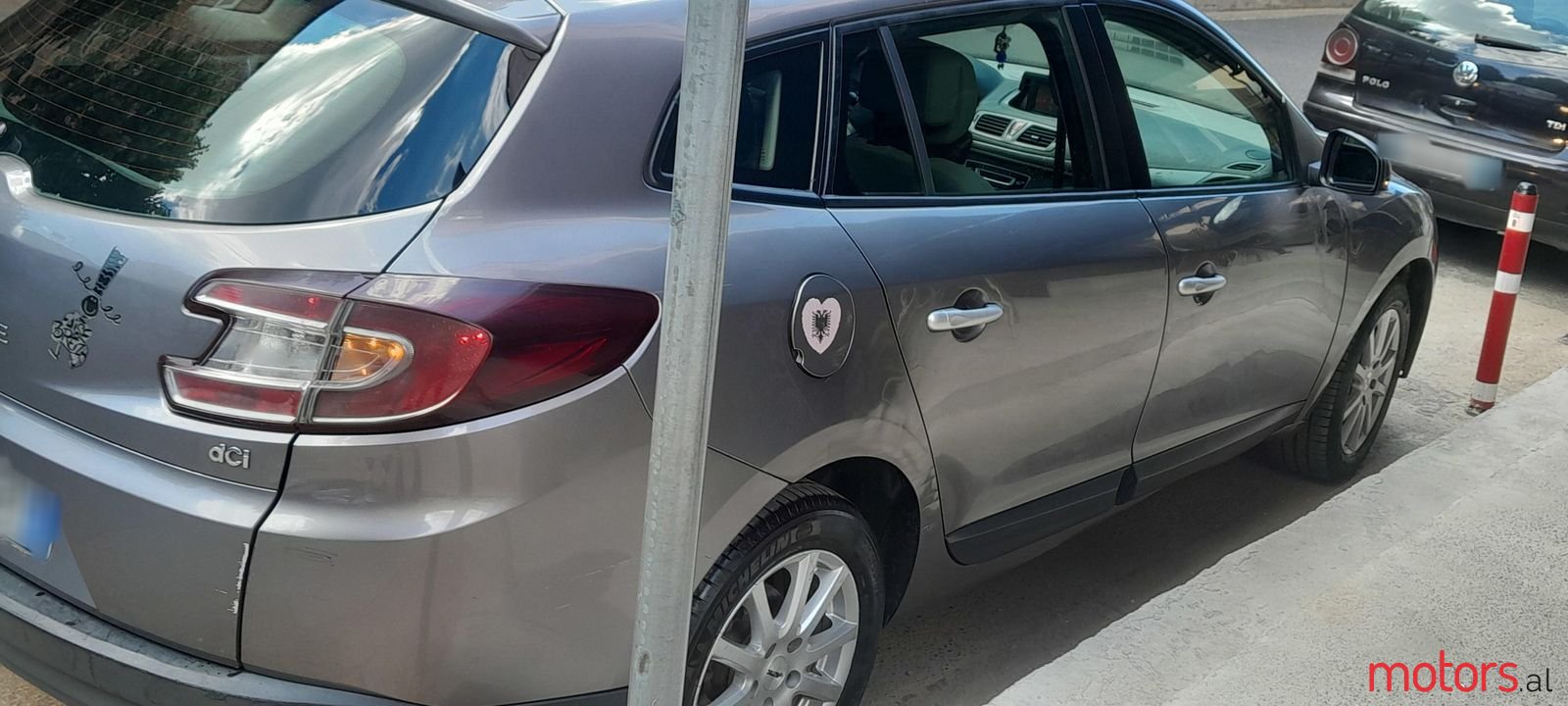 2010' Renault Megane photo #4