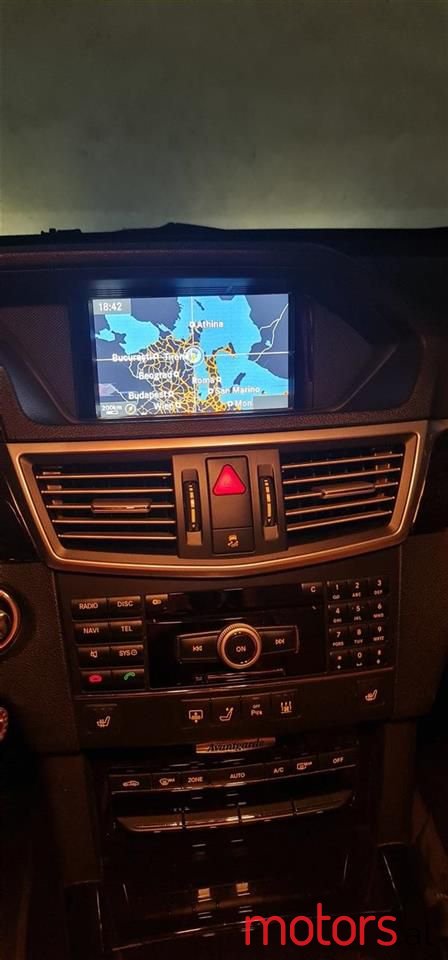 2010' Mercedes-Benz E 350 photo #3