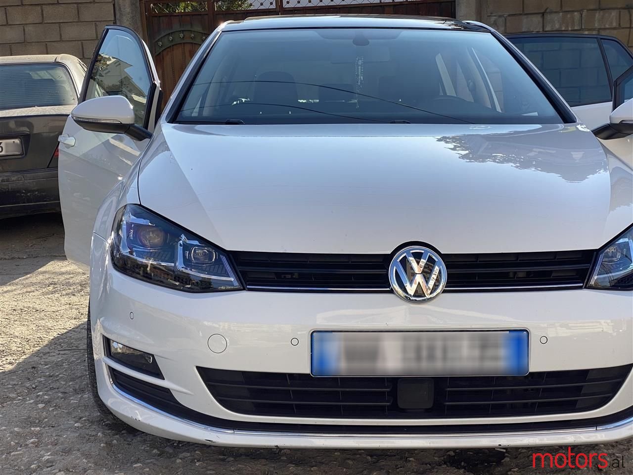 2016' Volkswagen Golf photo #2