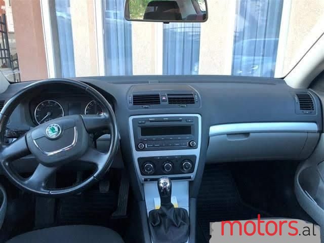 2010' Skoda Octavia photo #4