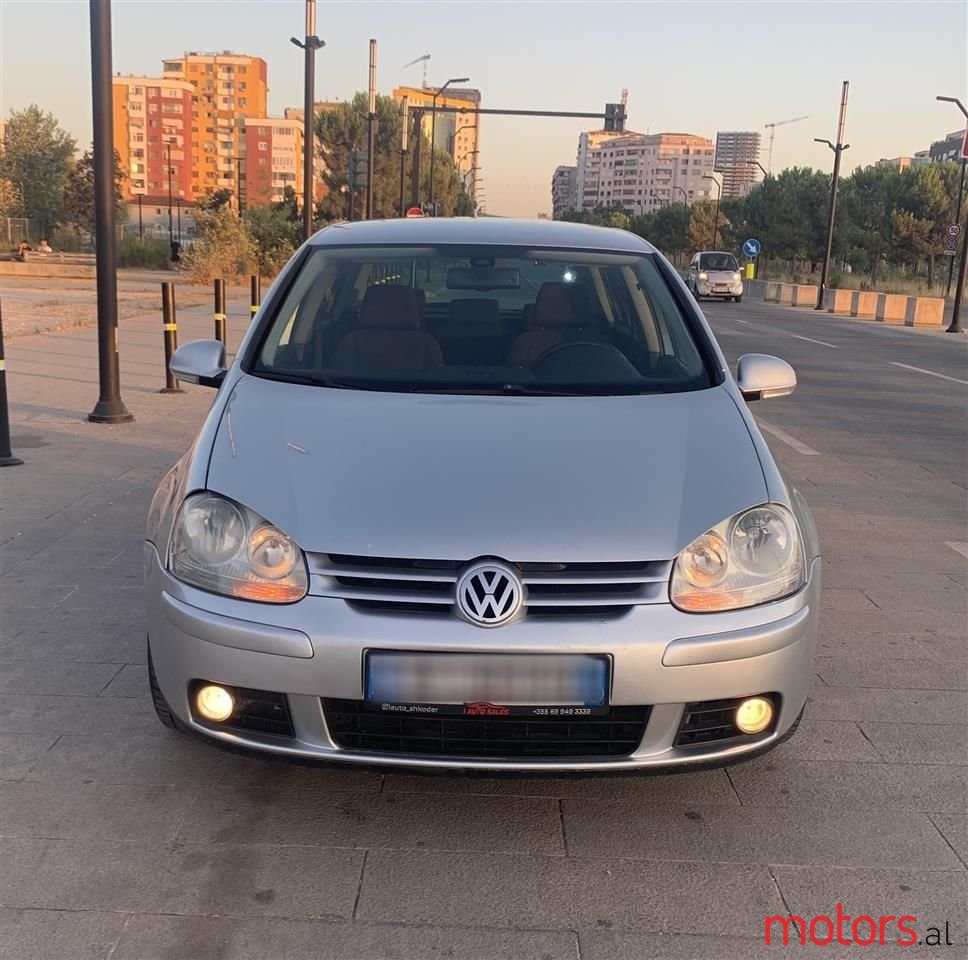 2007' Volkswagen Golf photo #6