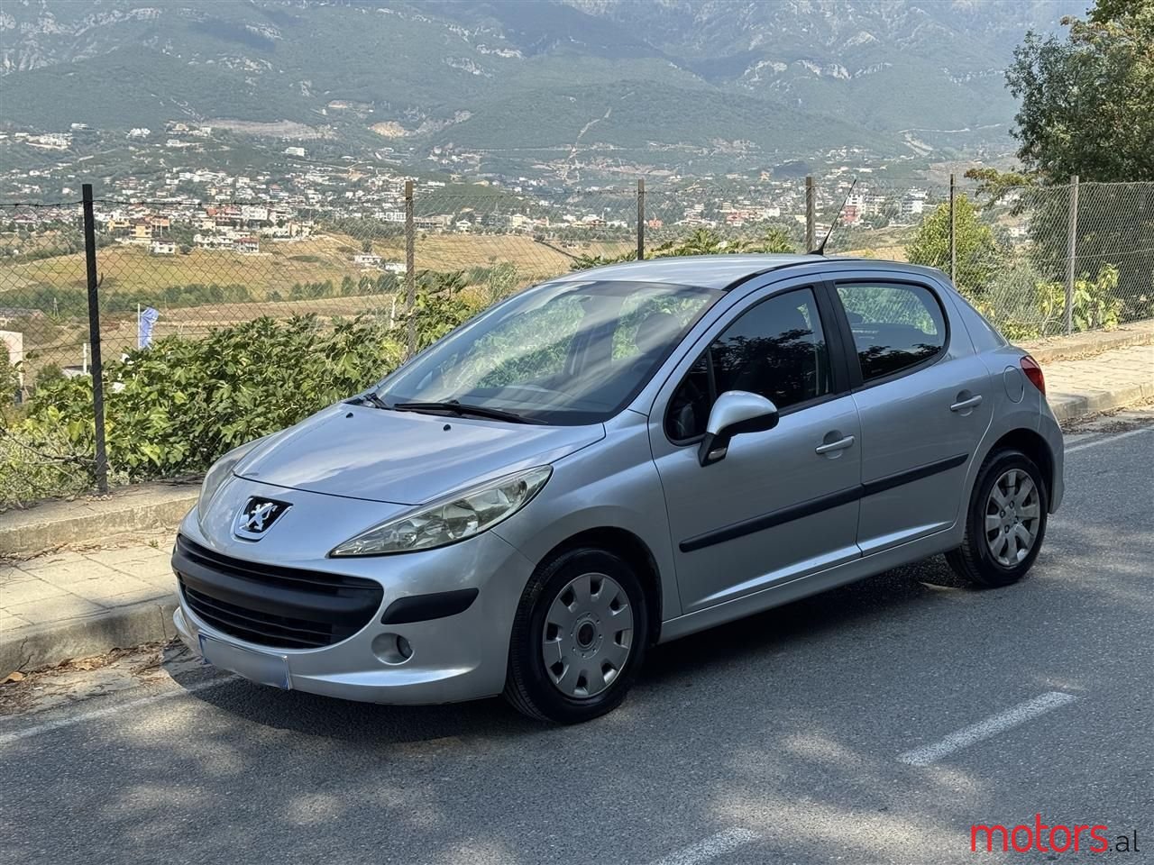 2009' Peugeot 207 photo #1