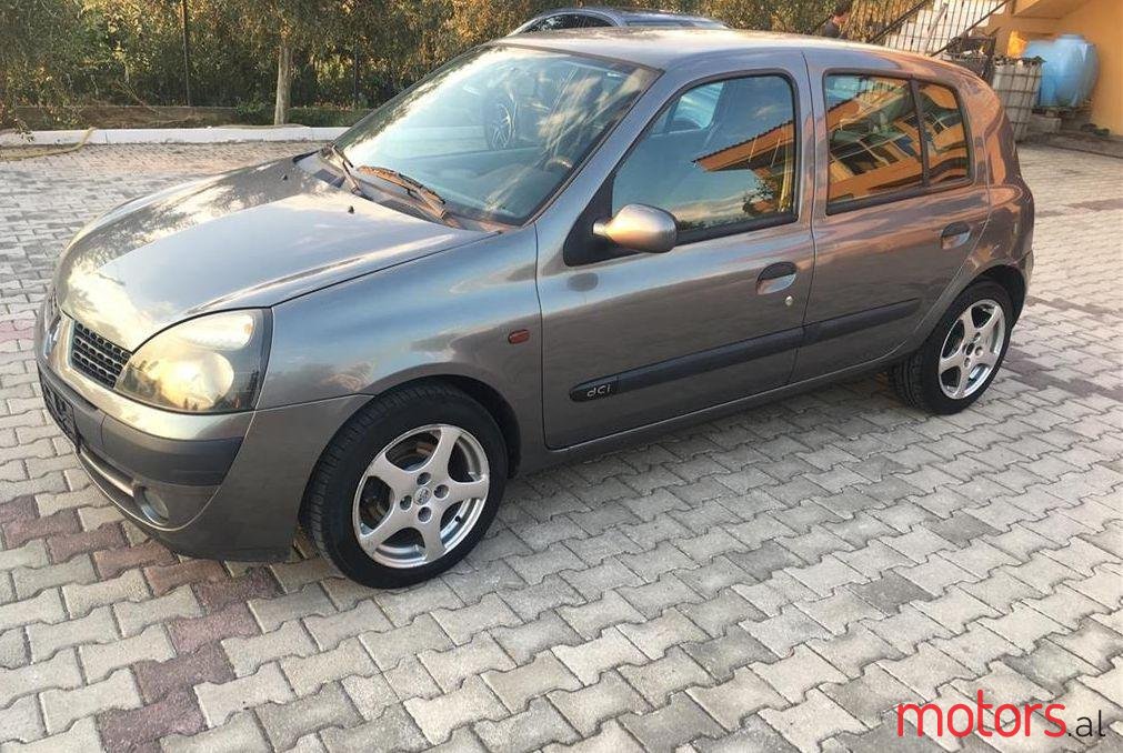 2003' Renault Clio photo #1