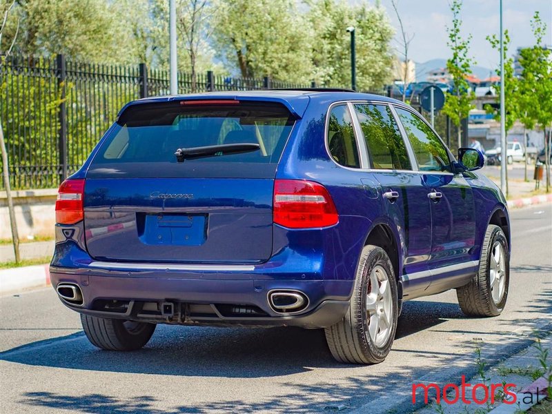 2010' Porsche Cayenne photo #6