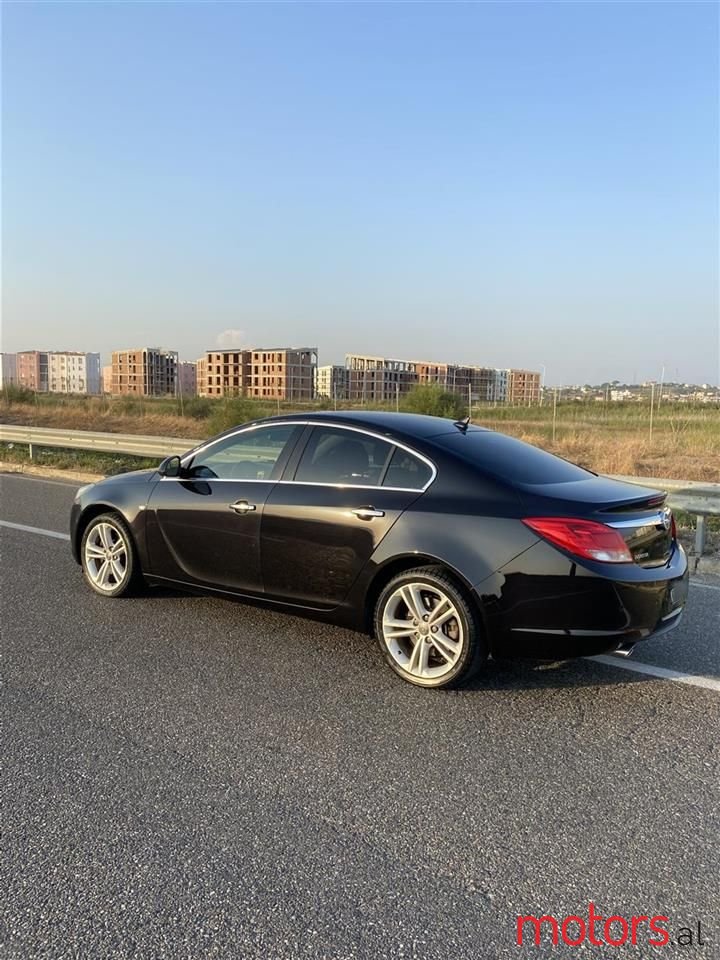2010' Opel Insignia photo #4