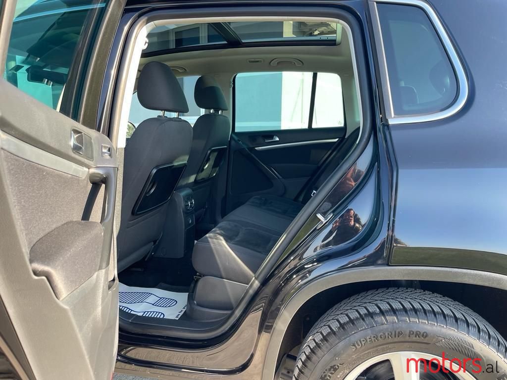 2013' Volkswagen Tiguan photo #5