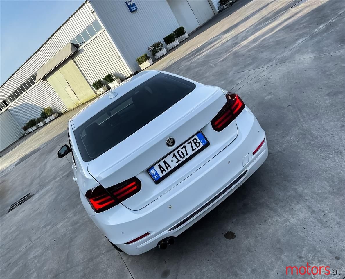 2014' BMW 328 photo #6