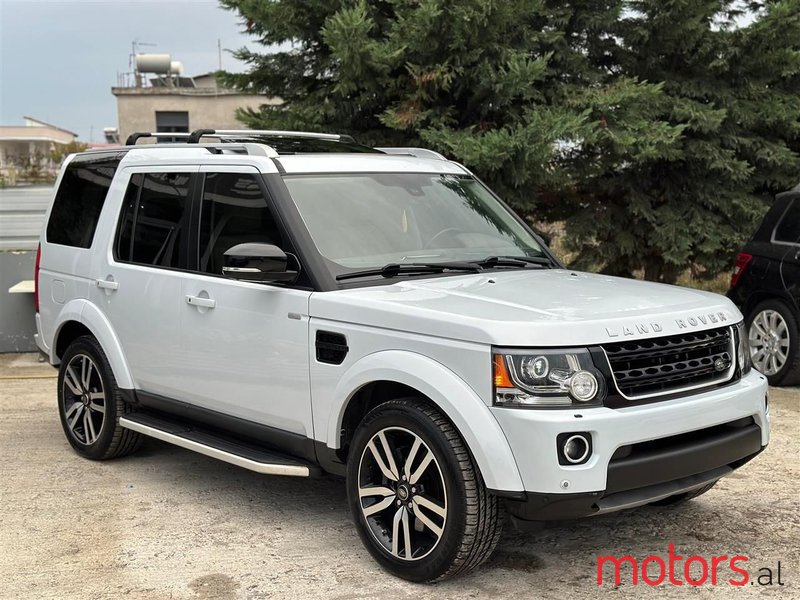 2016' Land Rover Discovery photo #3