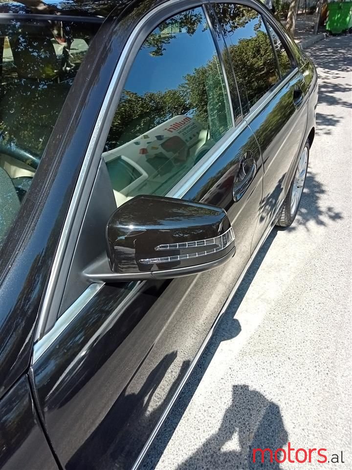 2007' Mercedes-Benz 220 photo #3