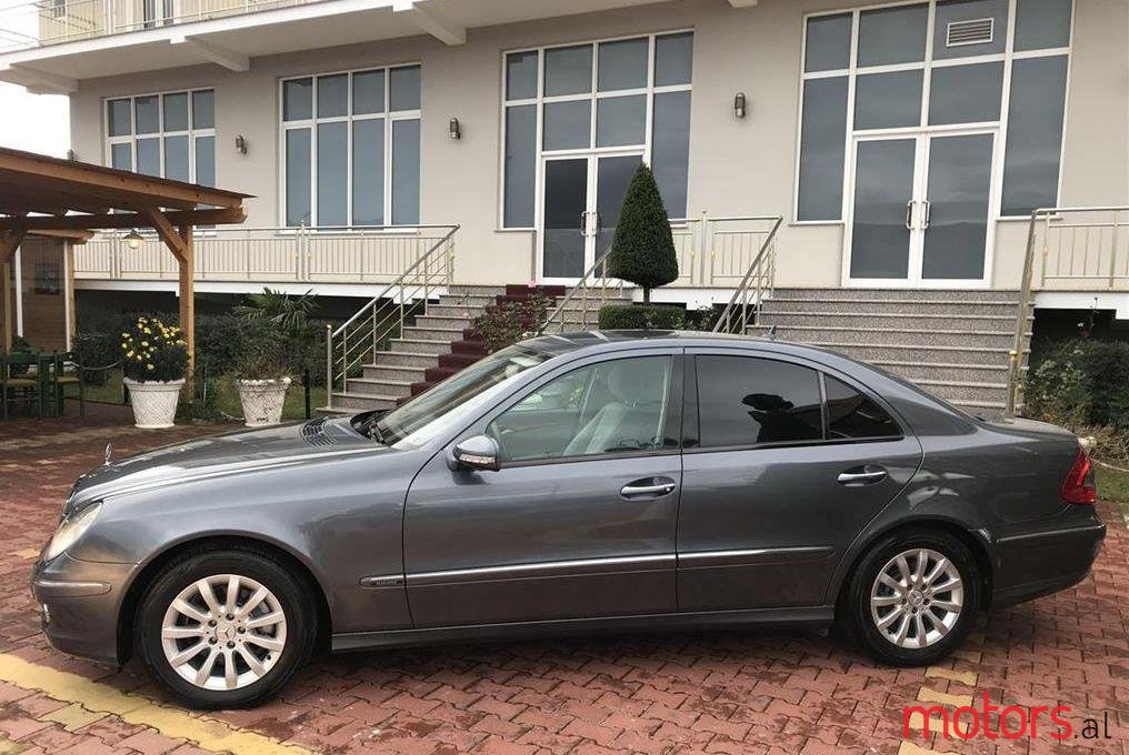 2007' Mercedes-Benz E 320 photo #2