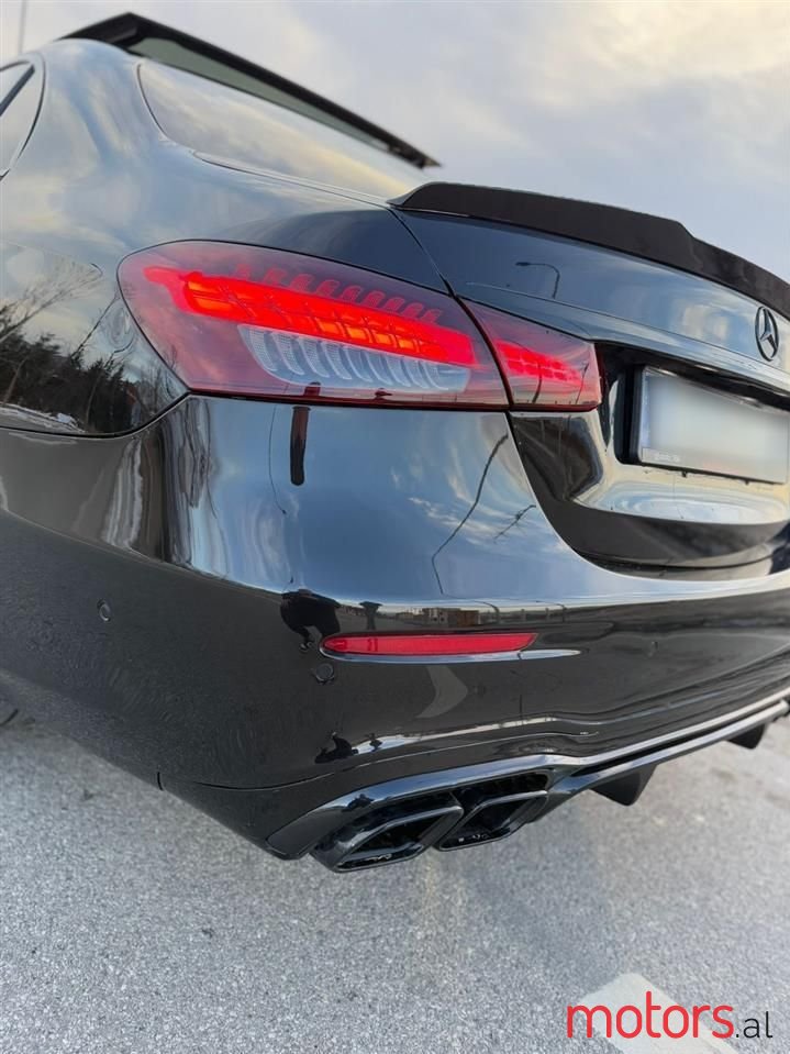 2020' Mercedes-Benz E 220 photo #6