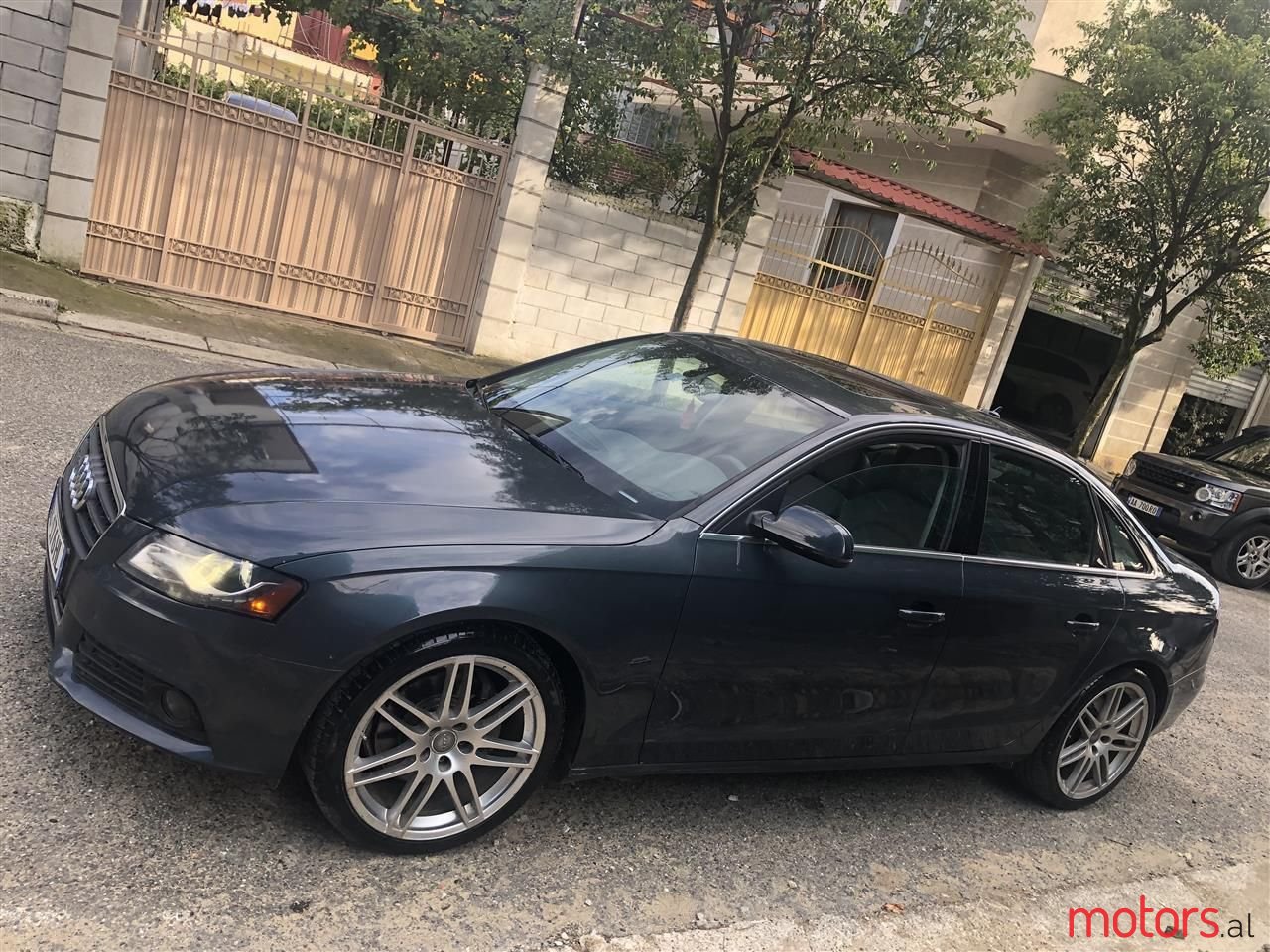 2010' Audi A4 photo #3