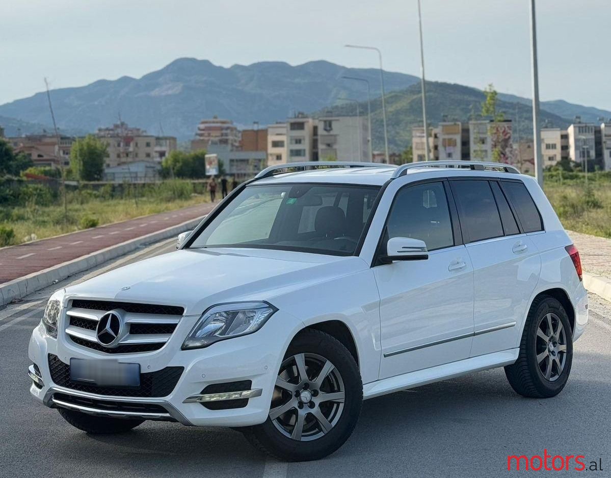 2014' Mercedes-Benz GLK 250 photo #1