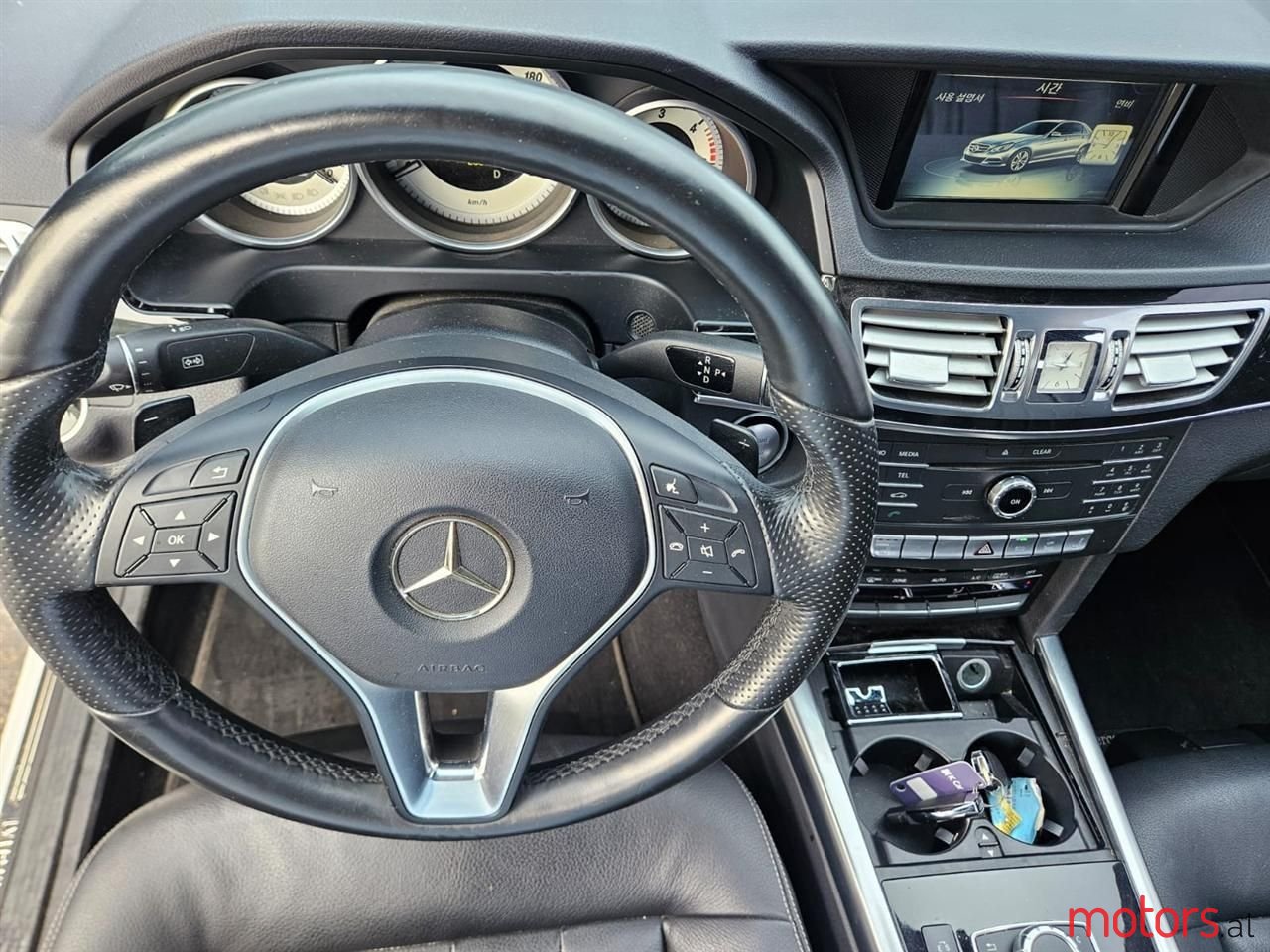 2016' Mercedes-Benz E 220 photo #2