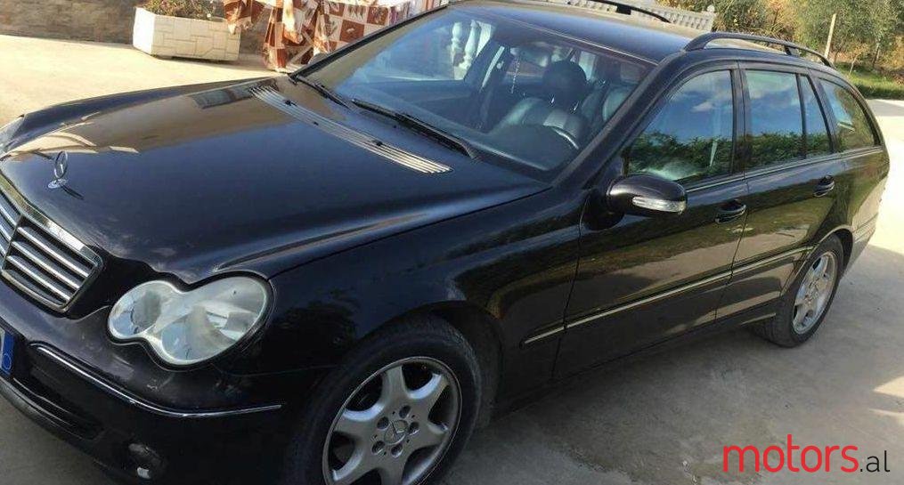 2004' Mercedes-Benz C 270 photo #2