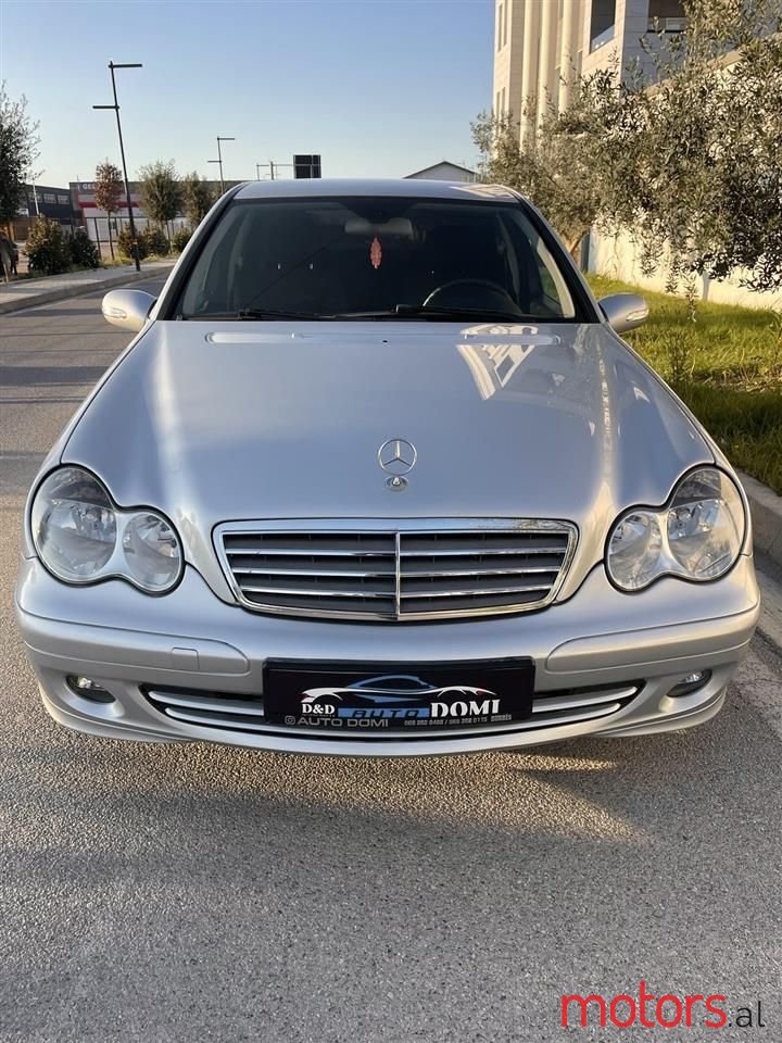2006' Mercedes-Benz C 220 photo #5