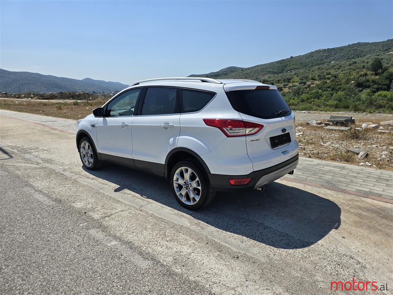 2016' Ford Kuga photo #2