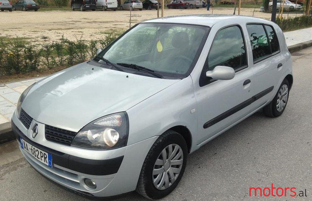 2004' Renault Clio photo #1