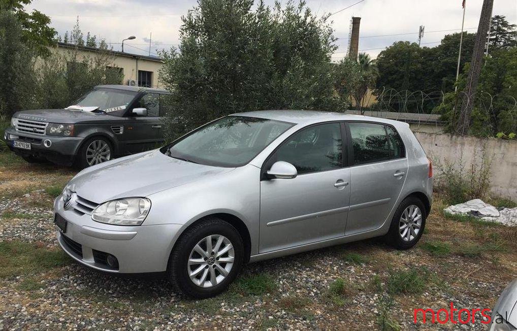 2007' Volkswagen Golf photo #2