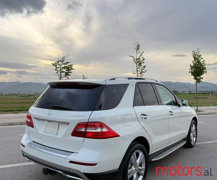 2013' Mercedes-Benz ML 350 photo #3