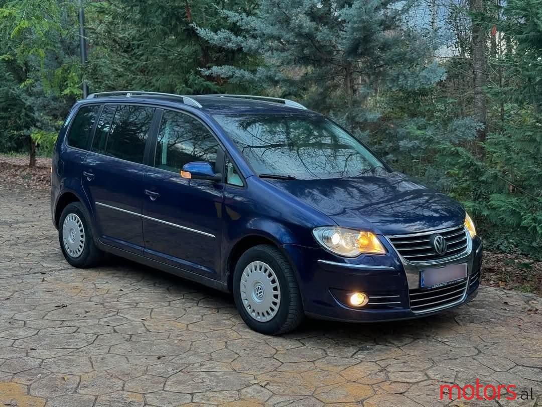 2006' Volkswagen Touran photo #5
