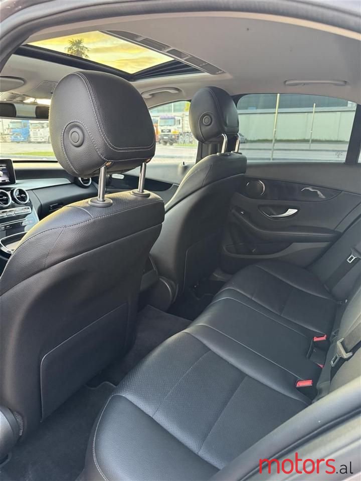 2018' Mercedes-Benz C 200 photo #6