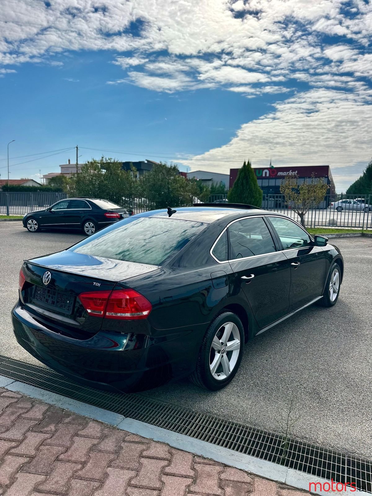 2013' Volkswagen Passat photo #2