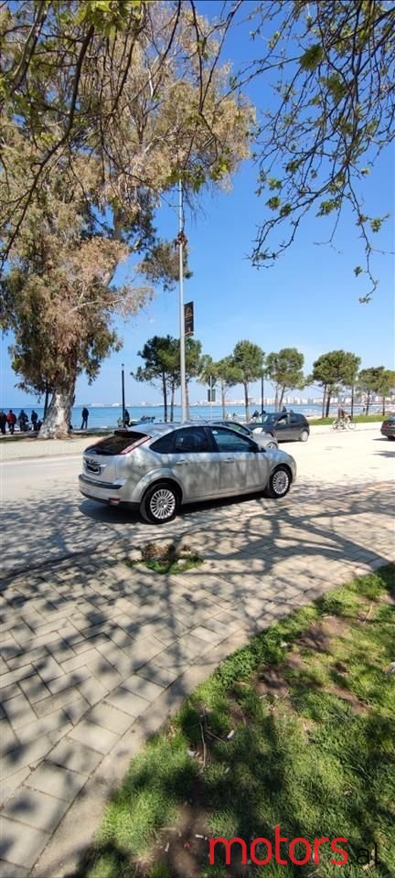 2010' Ford Focus photo #5