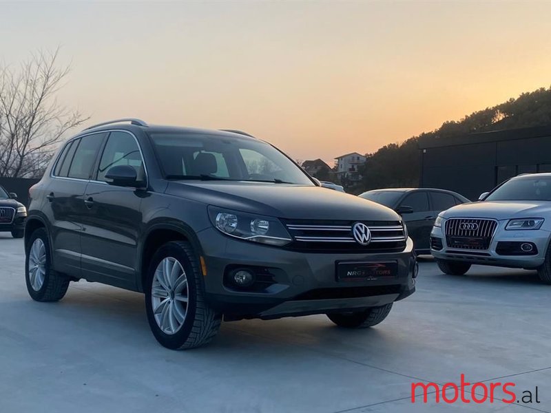 2013' Volkswagen Tiguan photo #4