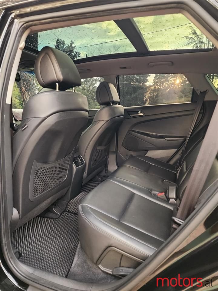 2015' Hyundai Tucson photo #2