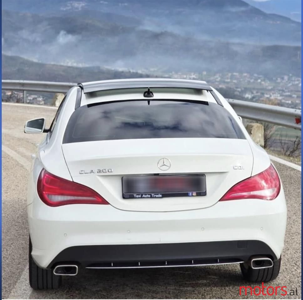 2014' Mercedes-Benz CLA 200 photo #6