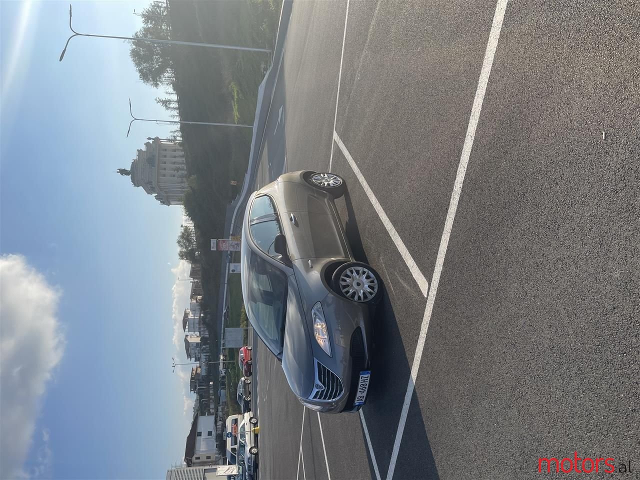 2013' Lancia Ypsilon photo #1