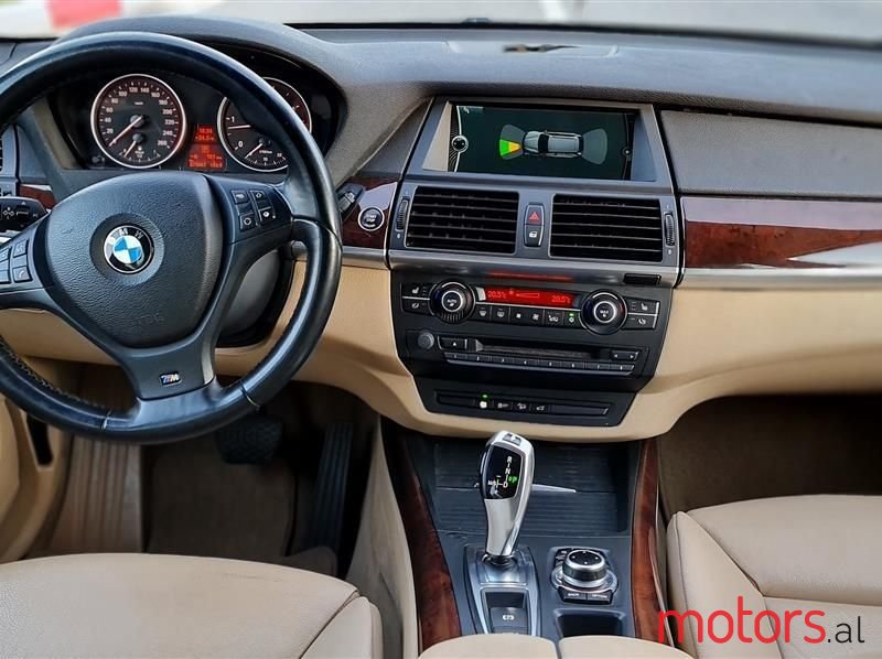 2010' BMW X5 M photo #3