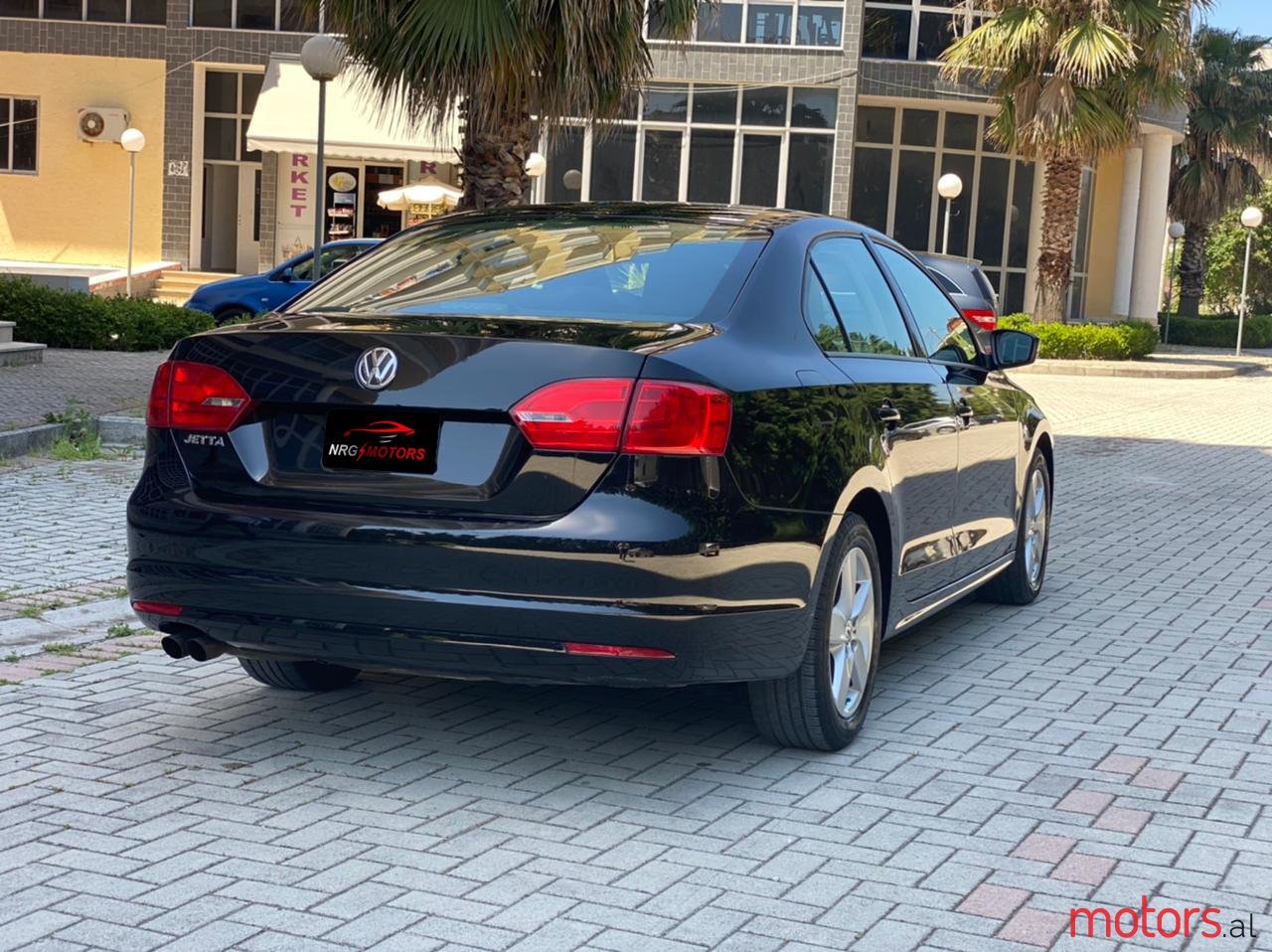 2013' Volkswagen Jetta photo #2