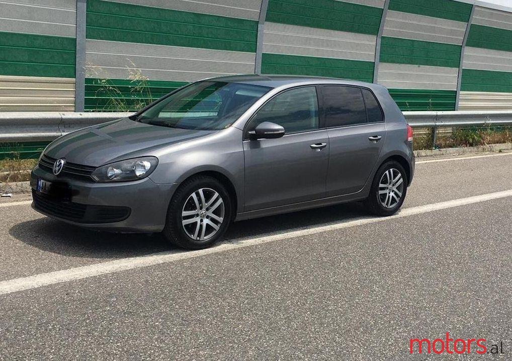 2012' Volkswagen Golf photo #1