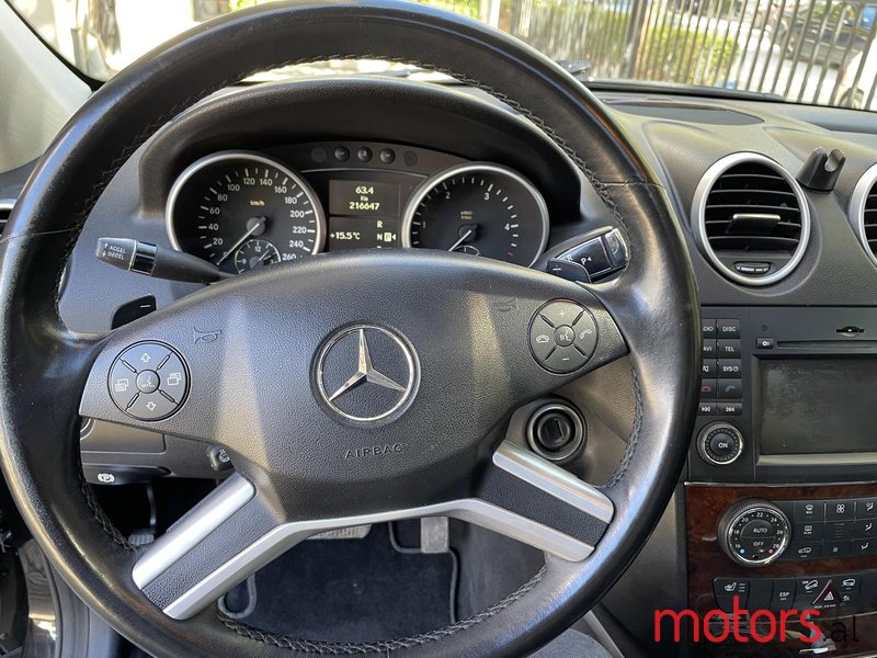2011' Mercedes-Benz ML 350 Grand edisen photo #7