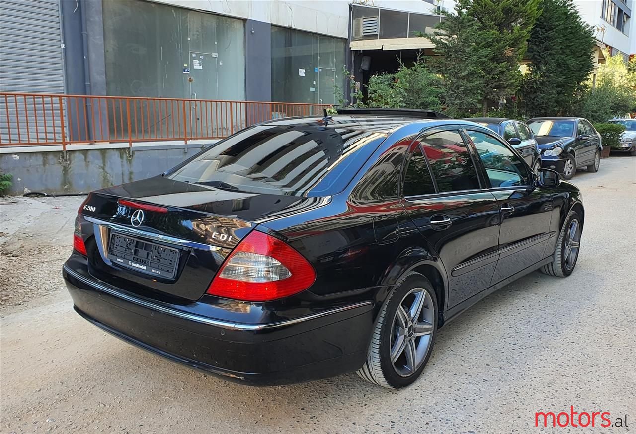 2007' Mercedes-Benz E 200 photo #5