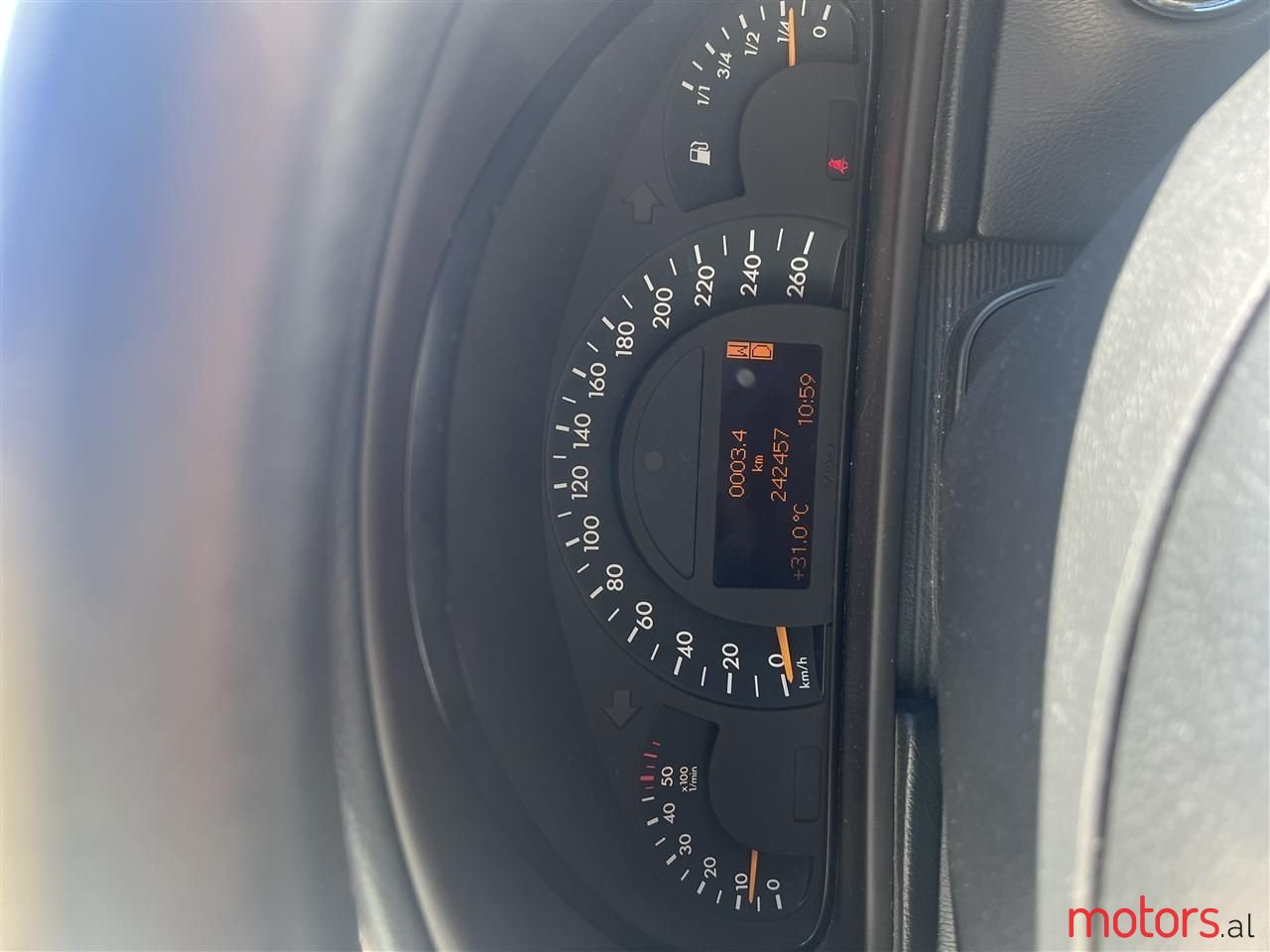 2002' Mercedes-Benz C 220 photo #3