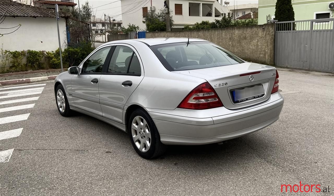 2005' Mercedes-Benz C 220 photo #5