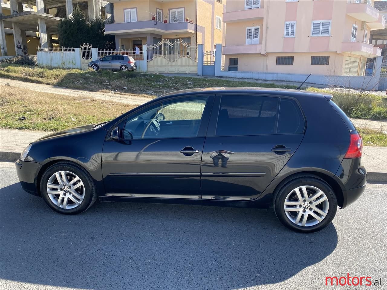 2007' Volkswagen Golf photo #4