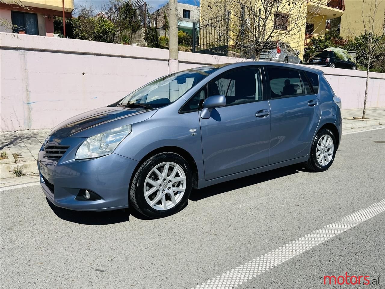 2009' Toyota Verso photo #5