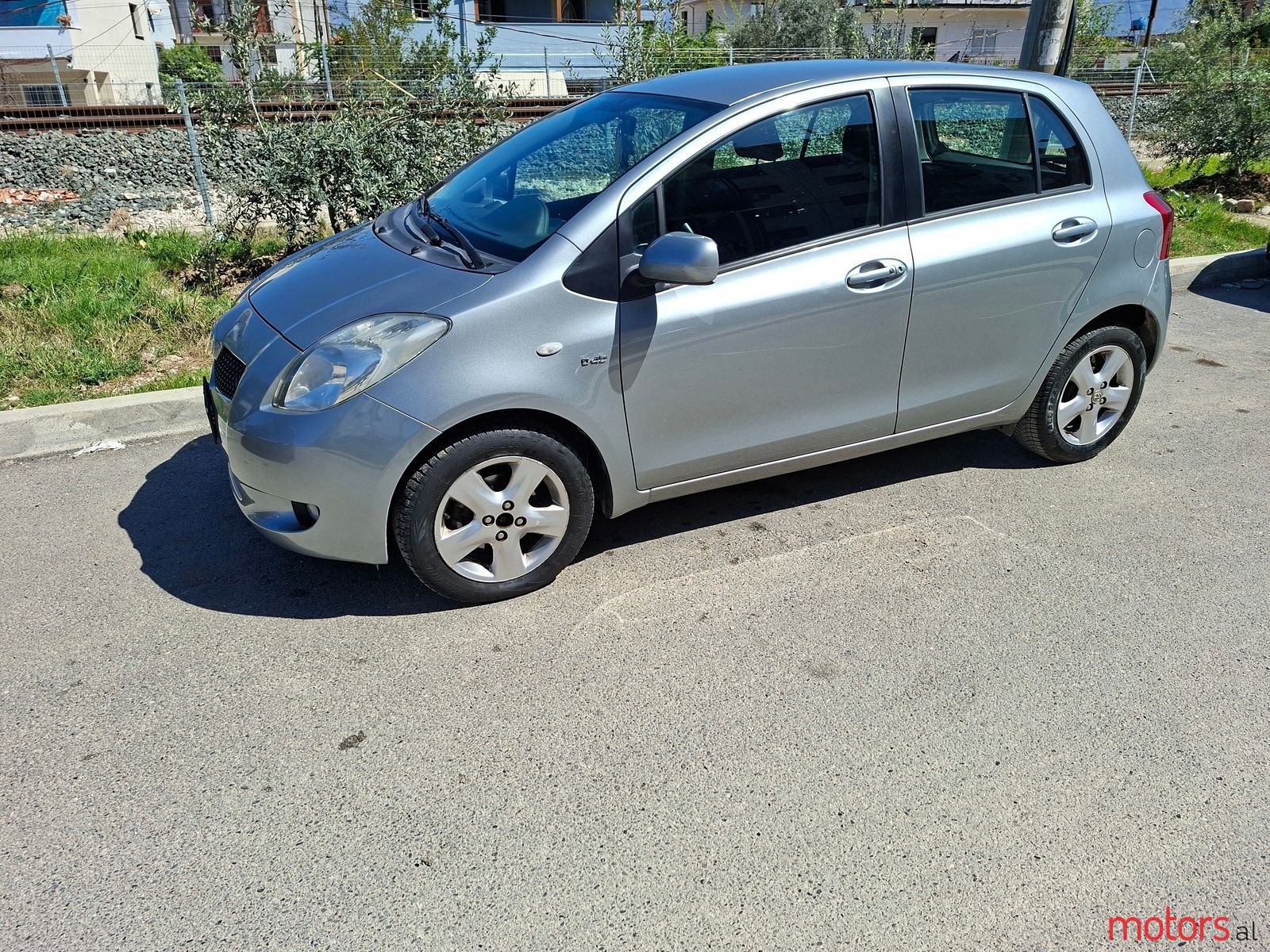 2008' Toyota Yaris photo #2