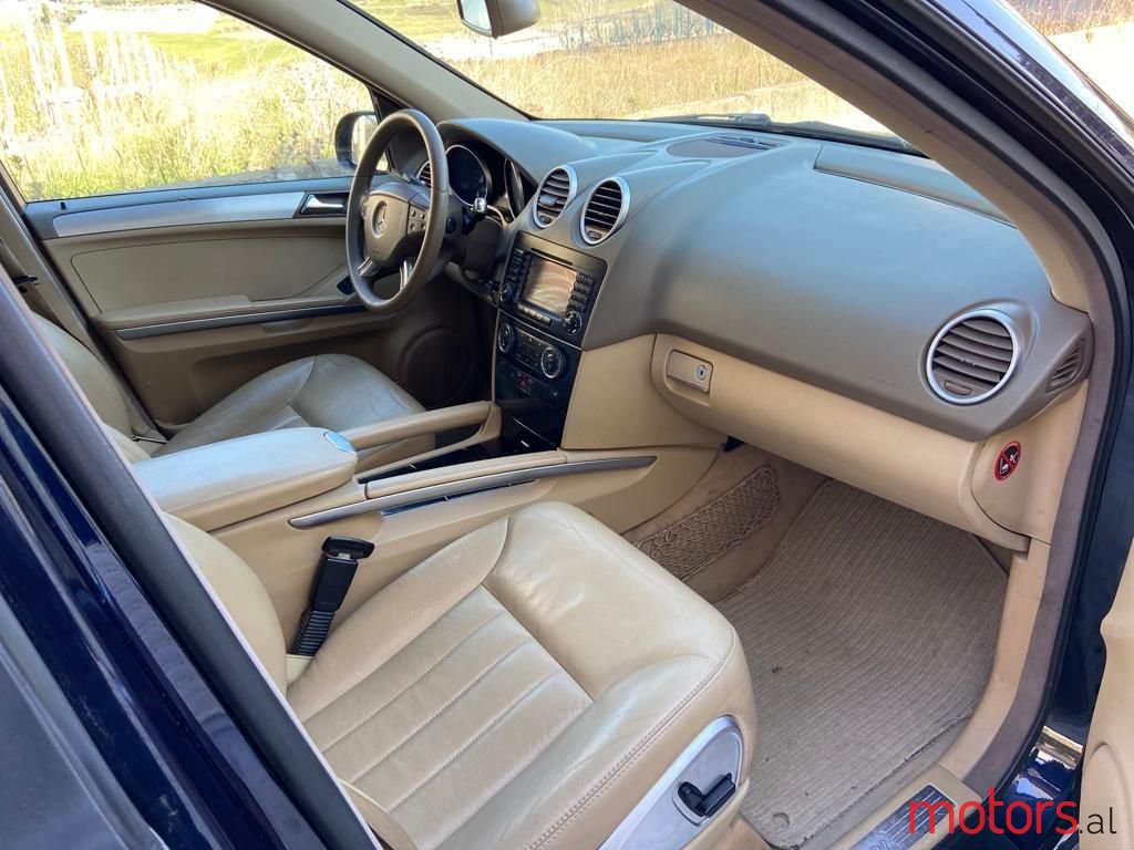 2007' Mercedes-Benz ML 320 photo #3