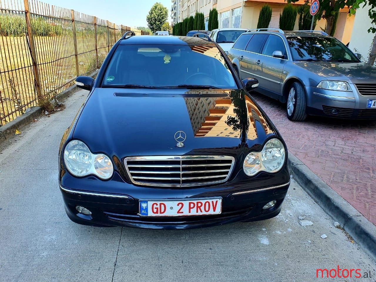 2006' Mercedes-Benz C 180 photo #2