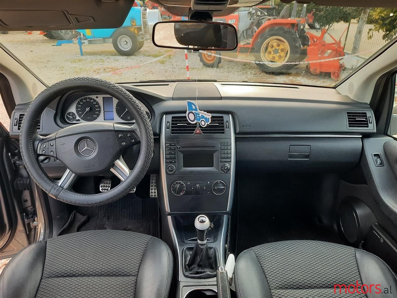 2009' Mercedes-Benz B 200 photo #6