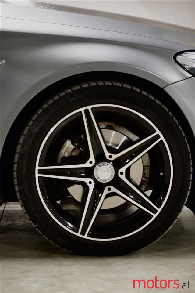 2015' Mercedes-Benz C 220 photo #5