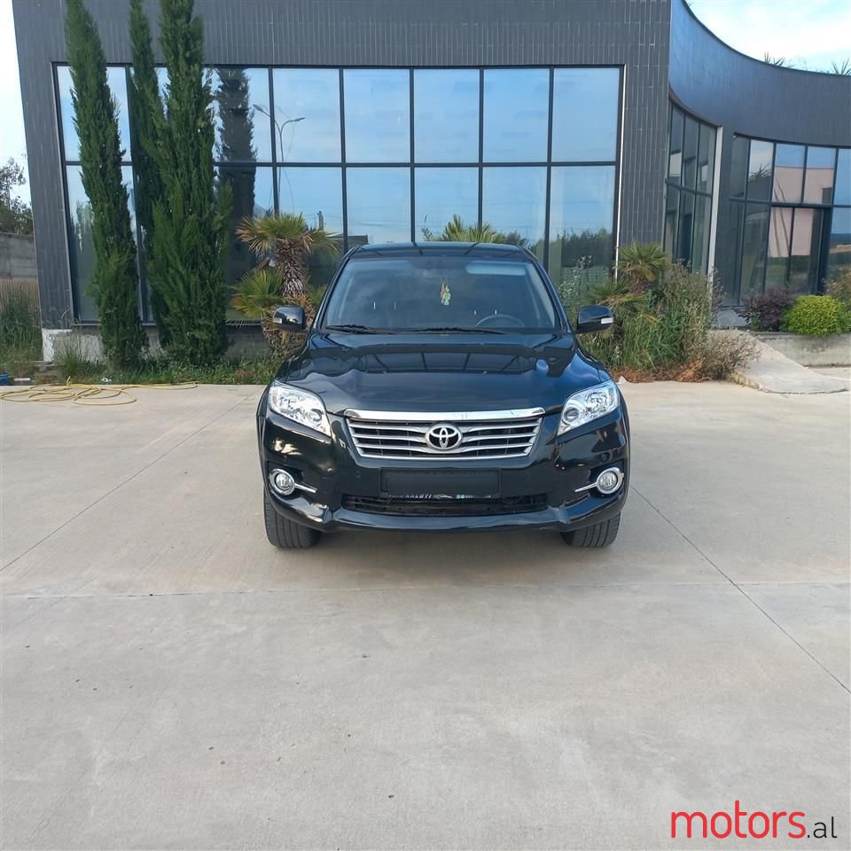 2011' Toyota RAV4 photo #1